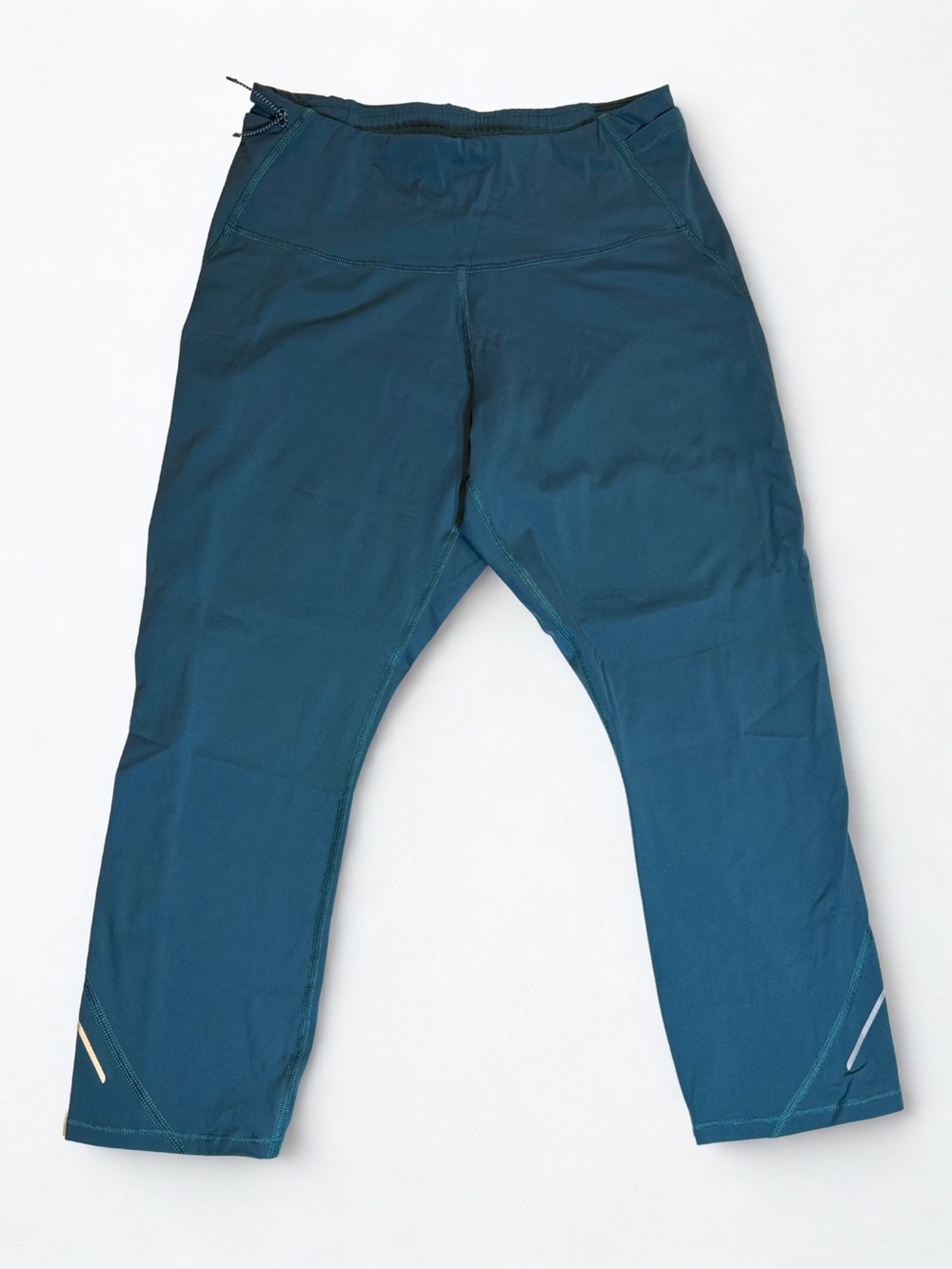 Women's Sleek High-Rise Run Capri
Leggings 20” - All in Motion Teal M